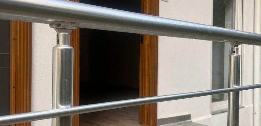 Bútorozott lakás eladó a tenger mellett Bútorozott lakás eladó a tenger mellett